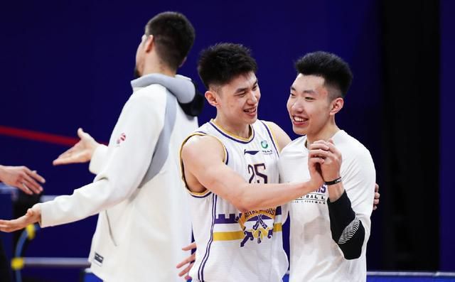 青青草原综合久久大伊人精品